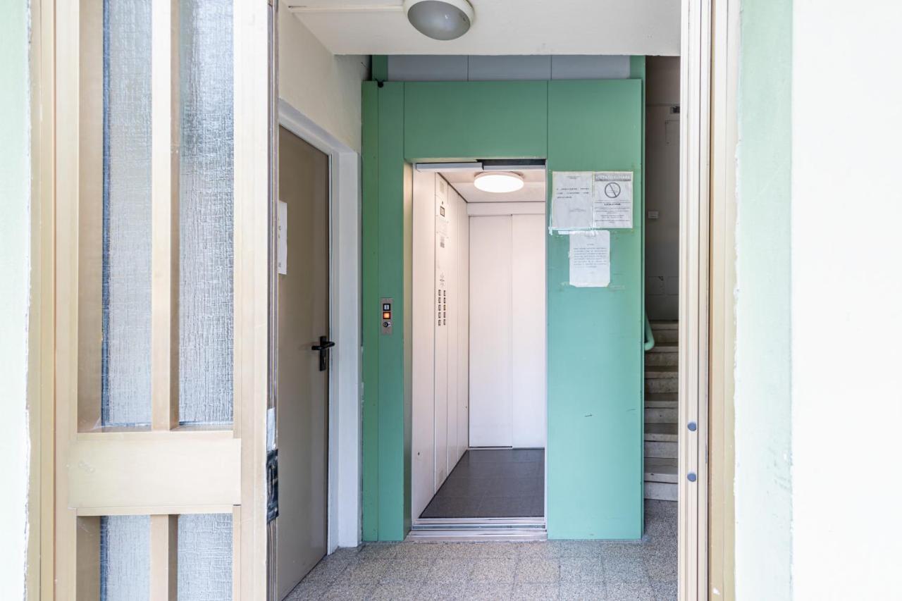 Apartamento House Maga - By Host4U Brescia Exterior foto